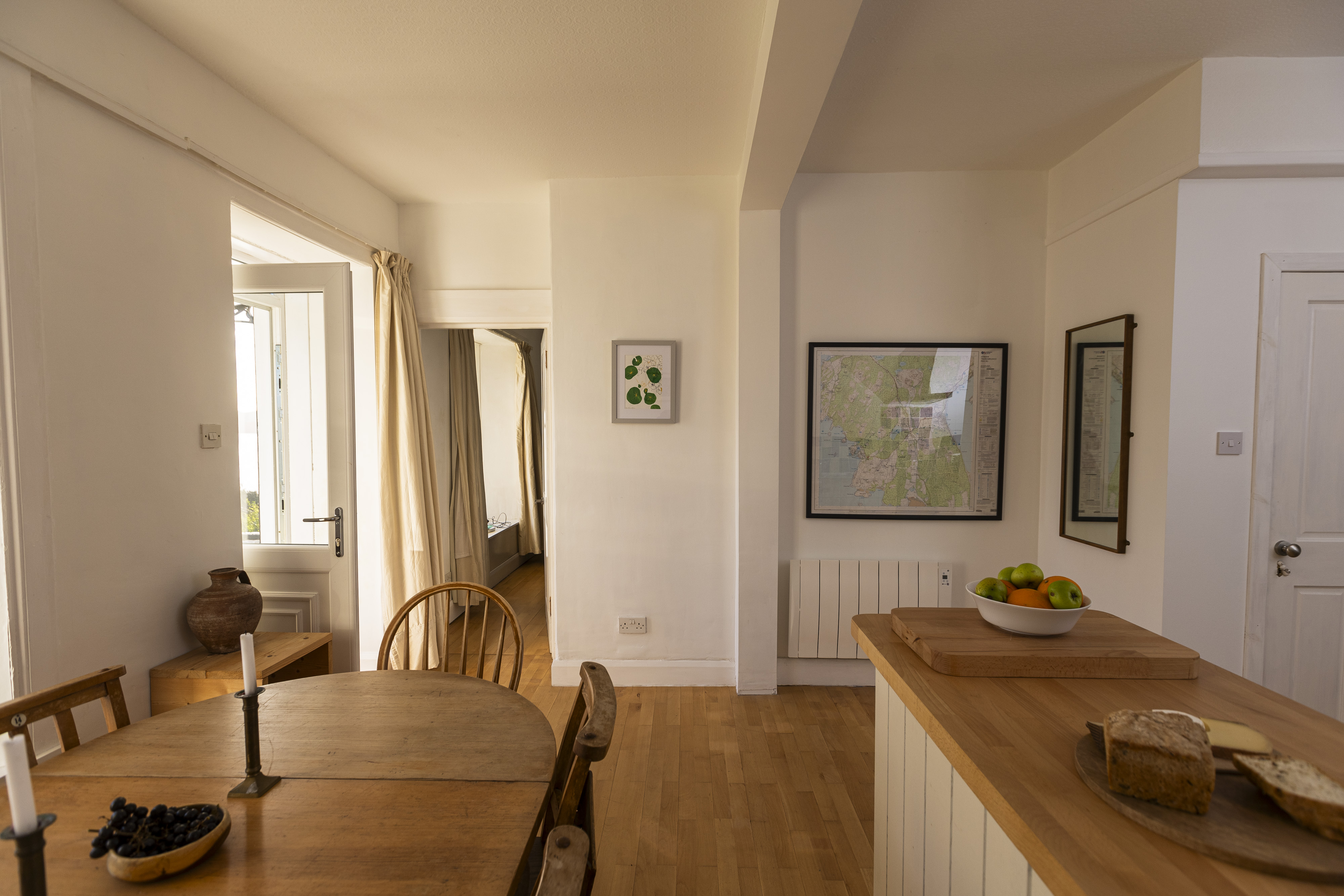Dining Room & Kitchen